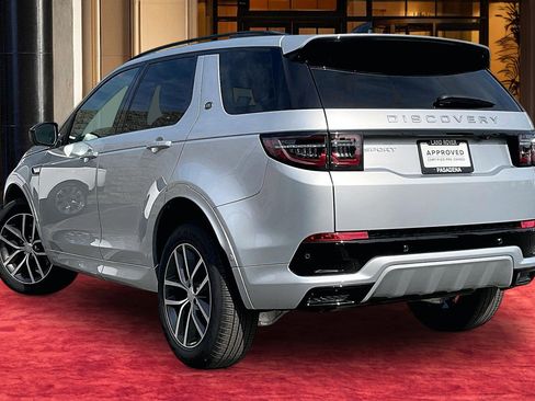 Certified 2025 Land Rover Discovery Sport S image 11
