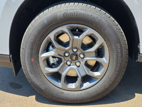 New 2025 Ford Maverick XLT w/ XLT Luxury Package image 9