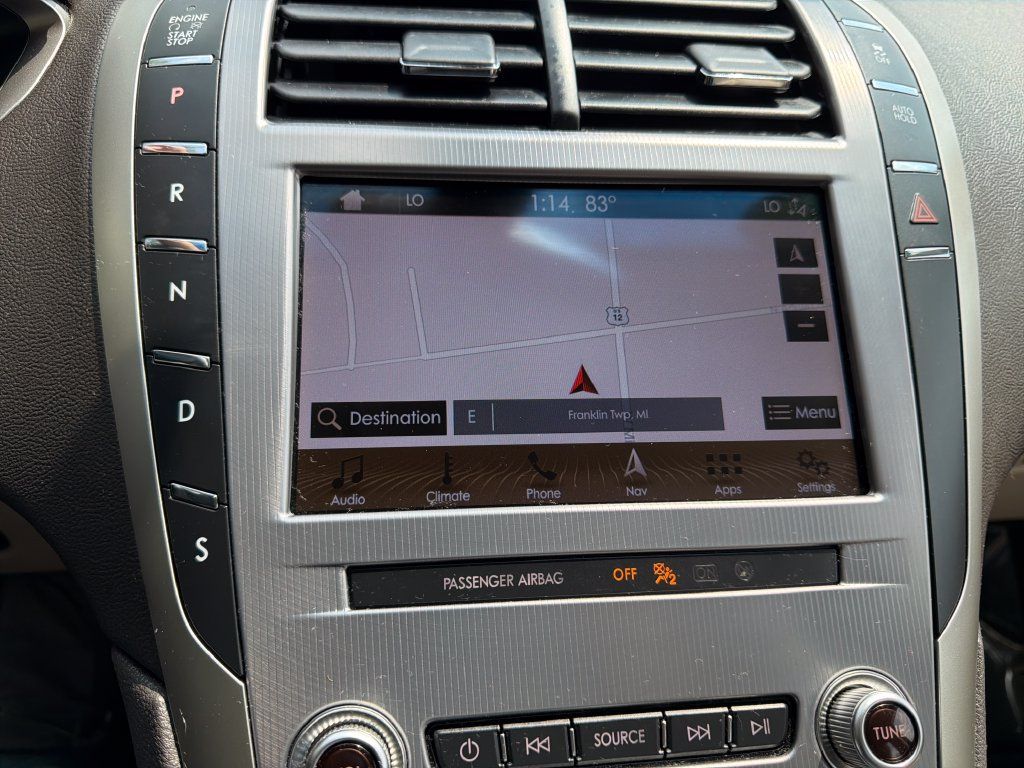 Used 2019 Lincoln MKZ Reserve FWD image 25