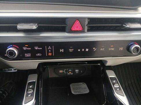 New 2026 Kia Sorento SX Prestige AWD/4WD image 19