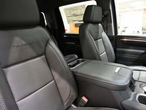 New 2026 GMC Sierra 2500 Denali w/ Denali Reserve Package image 11