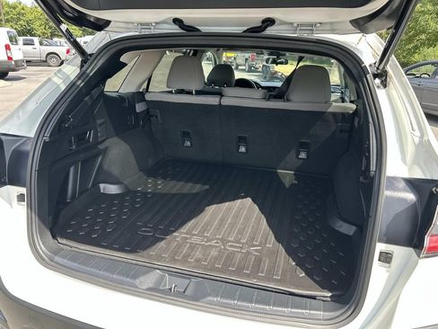 Used 2023 Subaru Outback Premium AWD/4WD image 14
