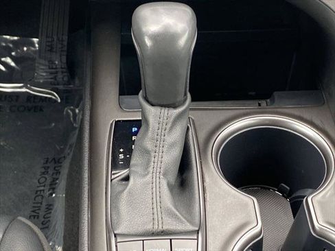 Certified 2024 Toyota Camry SE FWD image 32