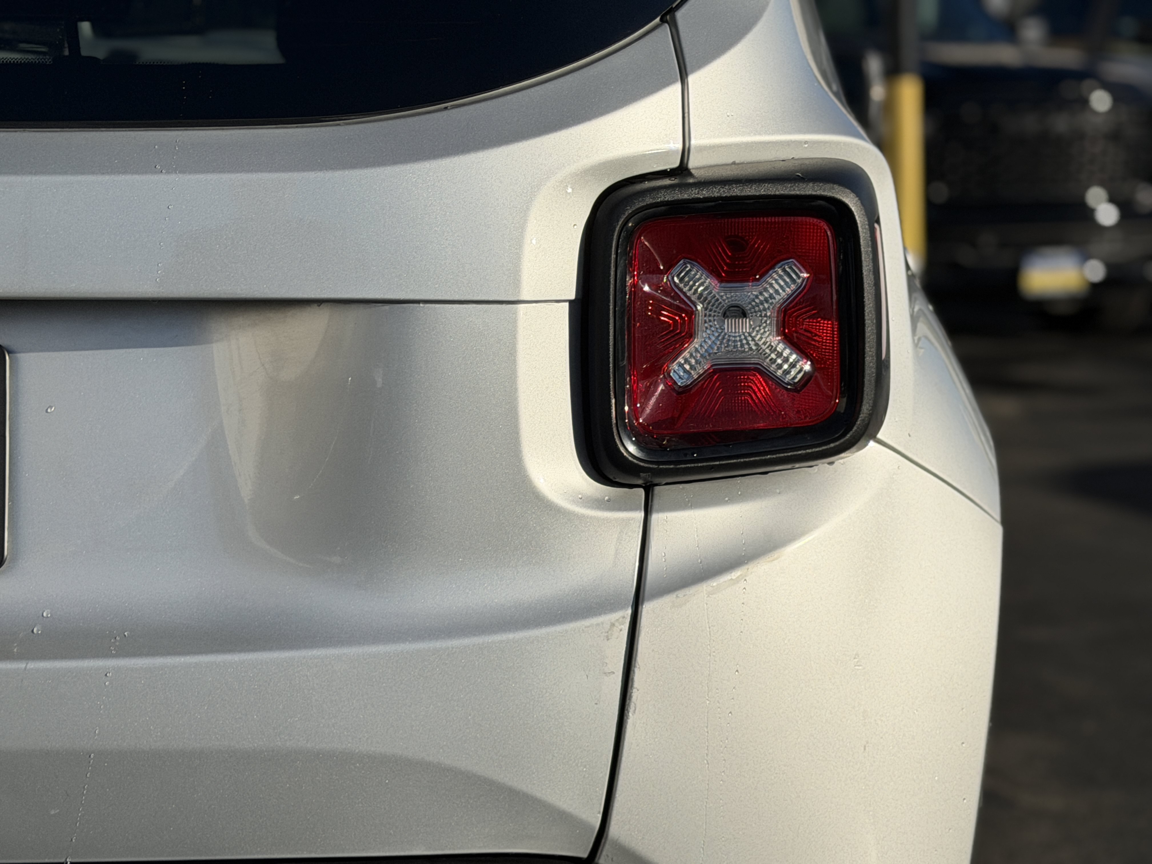 Certified 2019 Jeep Renegade Altitude w/ Quick Order Package 22M FWD image 10