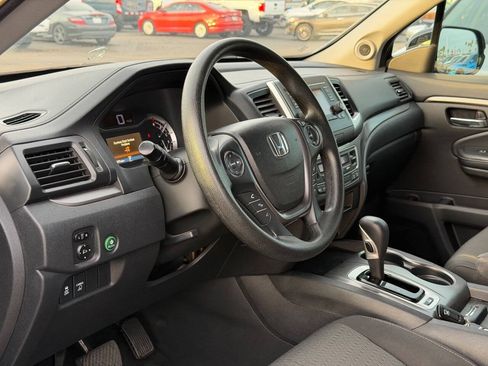 Used 2019 Honda Ridgeline Sport image 15