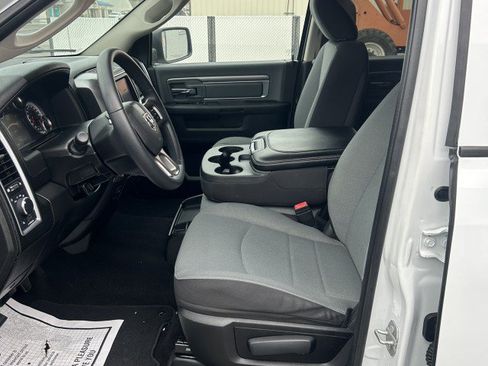 Used 2022 RAM 1500 Classic SLT w/ Electronics Group AWD/4WD image 13