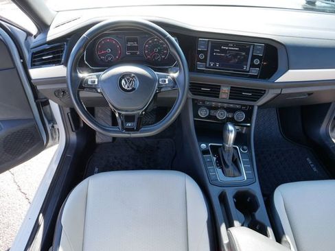 Used 2019 Volkswagen Jetta R-Line image 21