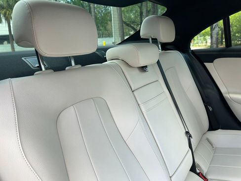 Used 2023 Mercedes-Benz CLA 250 image 39