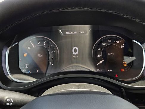 New 2025 RAM 1500 Laramie image 8