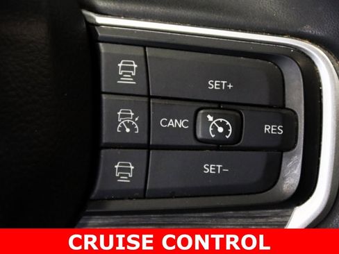 Used 2024 Jeep Wagoneer L Series II w/ Flexible Seating Group image 20