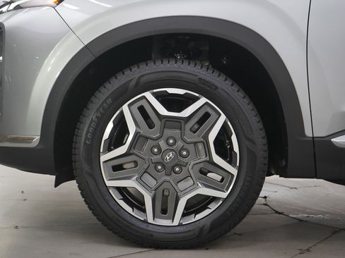 Used 2023 Hyundai Santa Fe SEL Premium image 29