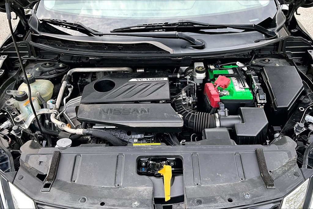 Used 2023 Nissan Rogue SV FWD image 12