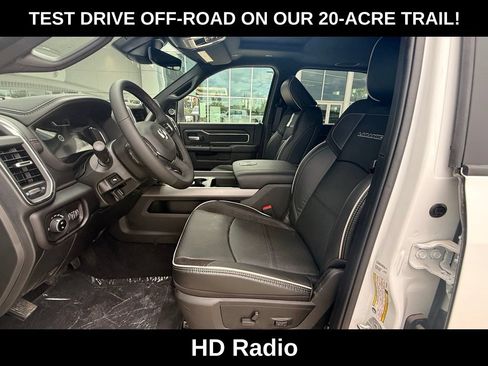 New 2026 RAM 2500 Laramie AWD/4WD image 10