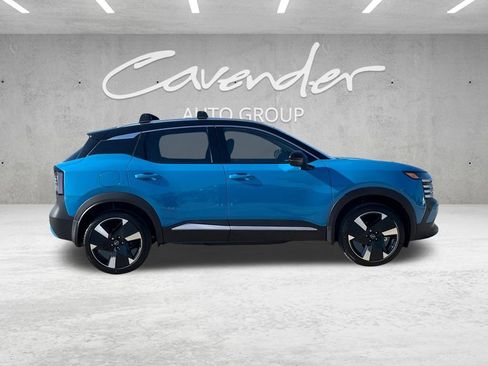 New 2026 Nissan Kicks SR image 17