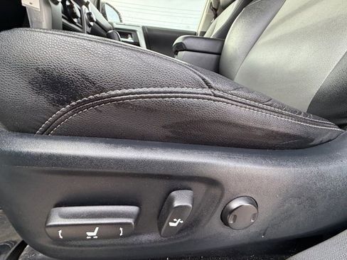 Used 2018 Toyota 4Runner SR5 image 38