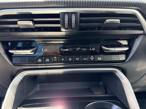 Certified 2024 MAZDA CX-90 3.3 Turbo w/ Select Package AWD/4WD image 34