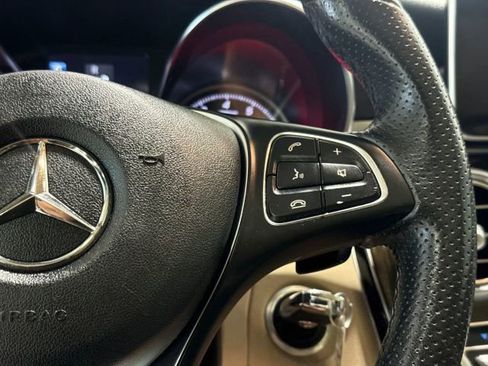 Used 2019 Mercedes-Benz GLC 300 image 17