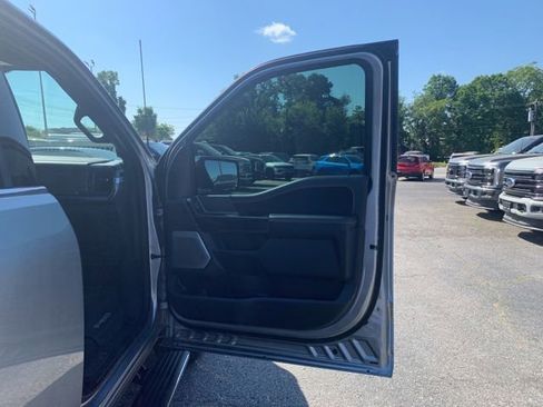 Certified 2022 Ford F150 Platinum w/ Equipment Group 701A High AWD/4WD image 15