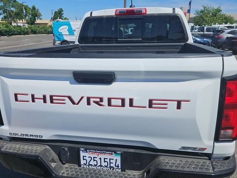 Used 2024 Chevrolet Colorado ZR2 image 8