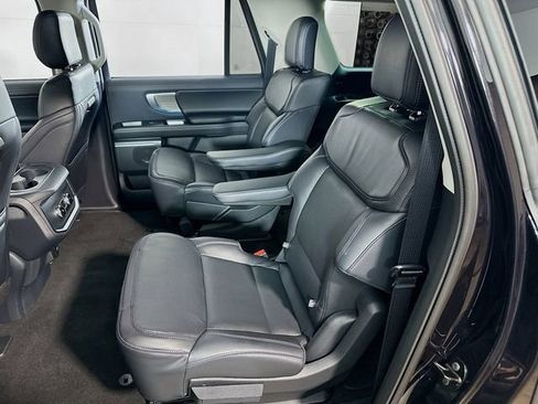 New 2025 Ford Expedition Max Platinum image 7