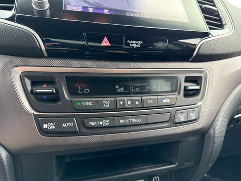 Used 2023 Honda Ridgeline Sport image 16