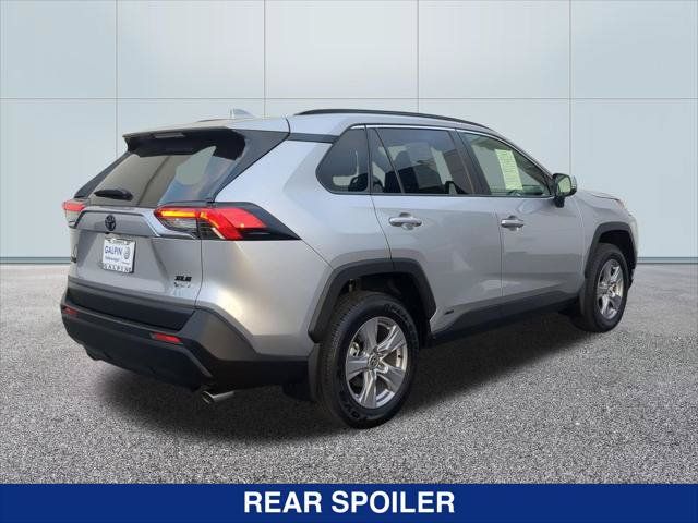 Used 2025 Toyota RAV4 XLE w/ Weather Package AWD/4WD image 5