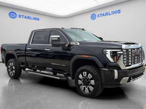 Used 2024 GMC Sierra 2500 Denali AWD/4WD image 13