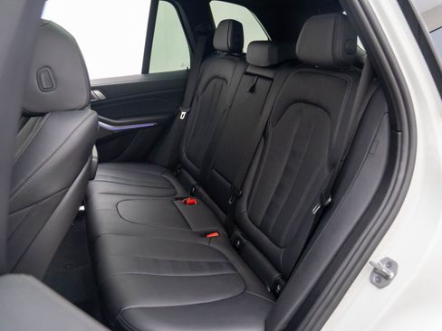 Used 2021 BMW X5 xDrive40i w/ Premium Package AWD/4WD image 18