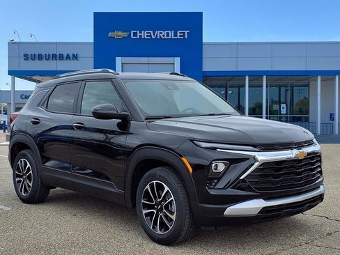 New 2026 Chevrolet TrailBlazer LT w/ Convenience Package FWD image 3