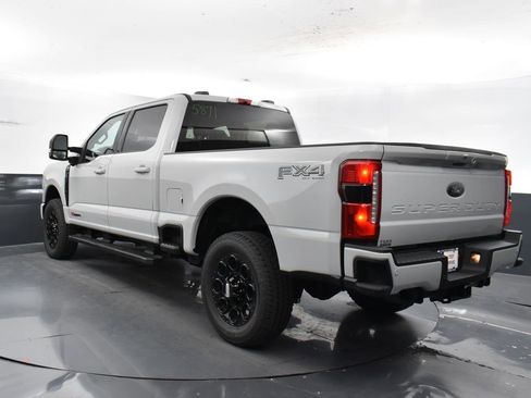New 2025 Ford F350 XLT w/ Black Appearance Package image 8