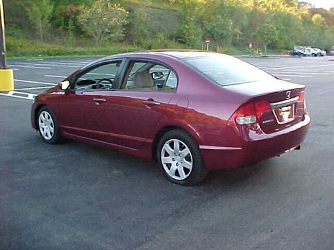 Used 2010 Honda Civic LX image 7