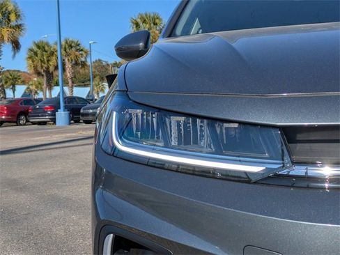 New 2026 Volkswagen Jetta SE image 10