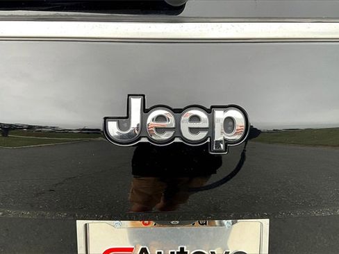 Used 2021 Jeep Grand Cherokee L Limited image 32