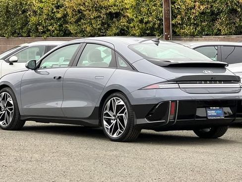 Used 2024 Hyundai Ioniq 6 SEL RWD image 8