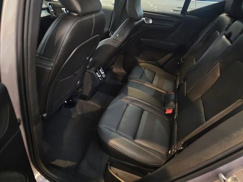 Certified 2026 Volvo XC40 B5 Core w/ Climate Package AWD/4WD image 13