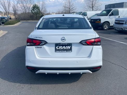 Used 2020 Nissan Versa S image 7