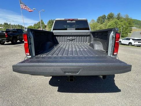 New 2026 Chevrolet Silverado 2500 LTZ w/ LTZ Plus Package AWD/4WD image 11