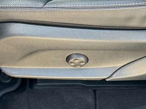 Used 2022 Mercedes-Benz GLC 300 image 22