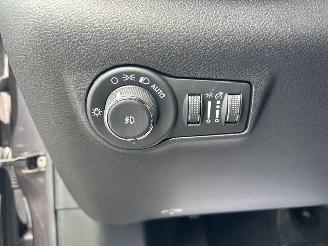Used 2024 Jeep Compass Limited AWD/4WD image 36