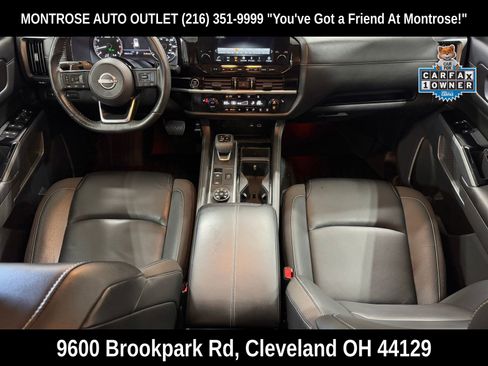 Used 2024 Nissan Pathfinder SL image 2