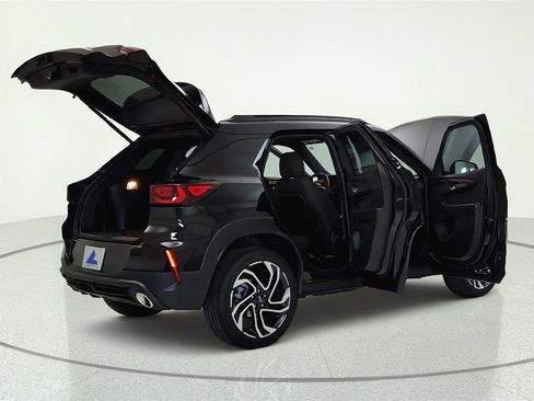 Used 2026 Chevrolet TrailBlazer RS w/ Convenience Package AWD/4WD image 14