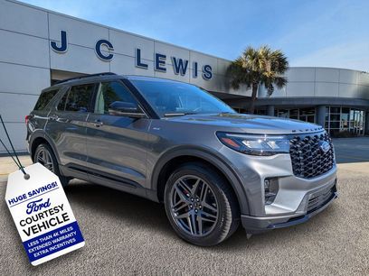 New 2026 Ford Explorer ST-Line w/ ST-Line Street Pack