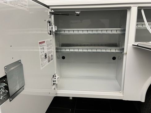 New 2025 Ford F350 XL w/ XL Chrome Package image 27