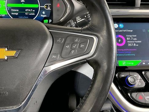 Used 2018 Chevrolet Bolt Premier w/ Driver Confidence II Package image 34