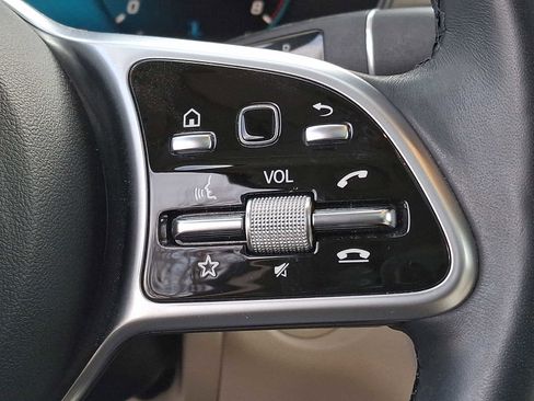 Certified 2022 Mercedes-Benz GLC 300 GLC 300 image 18