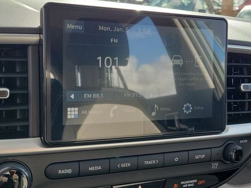 New 2026 Hyundai Venue SEL image 9