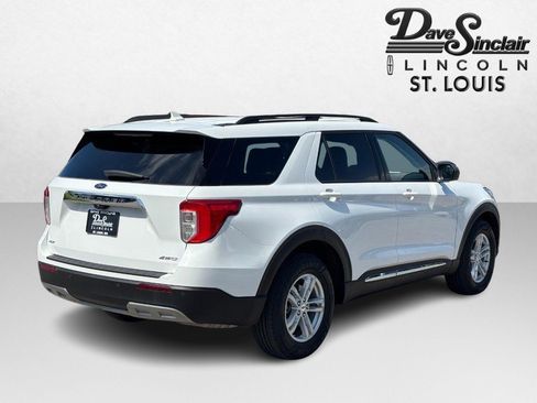 Used 2023 Ford Explorer XLT w/ Equipment Group 202A AWD/4WD image 3