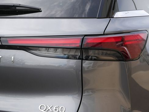 Certified 2023 INFINITI QX60 Sensory w/ Vision Package image 17