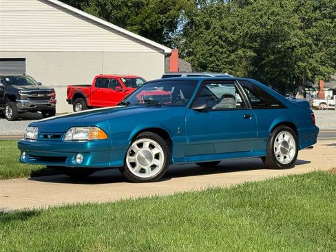 Used 1993 Ford Mustang Cobra image 8