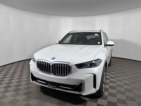 New 2026 BMW X5 xDrive40i w/ Premium Package AWD/4WD image 7